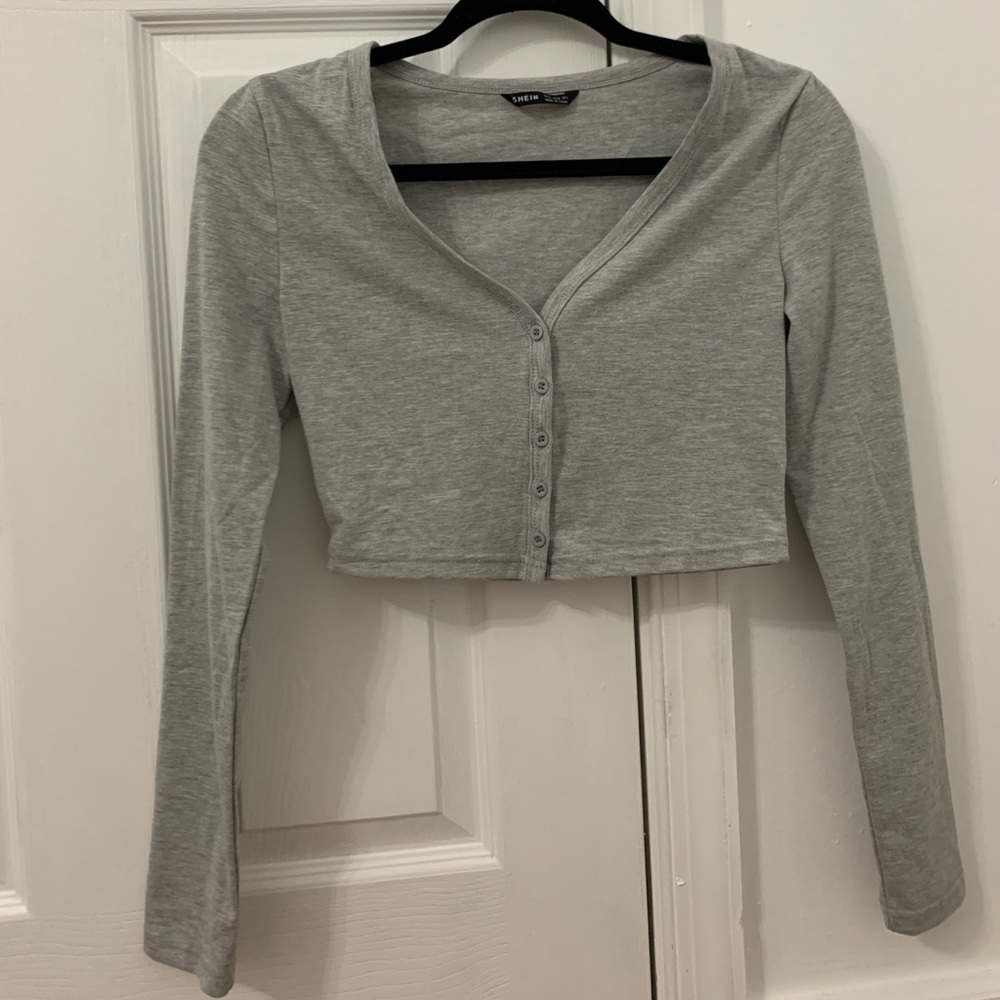 SHEIN Cropped Sweater